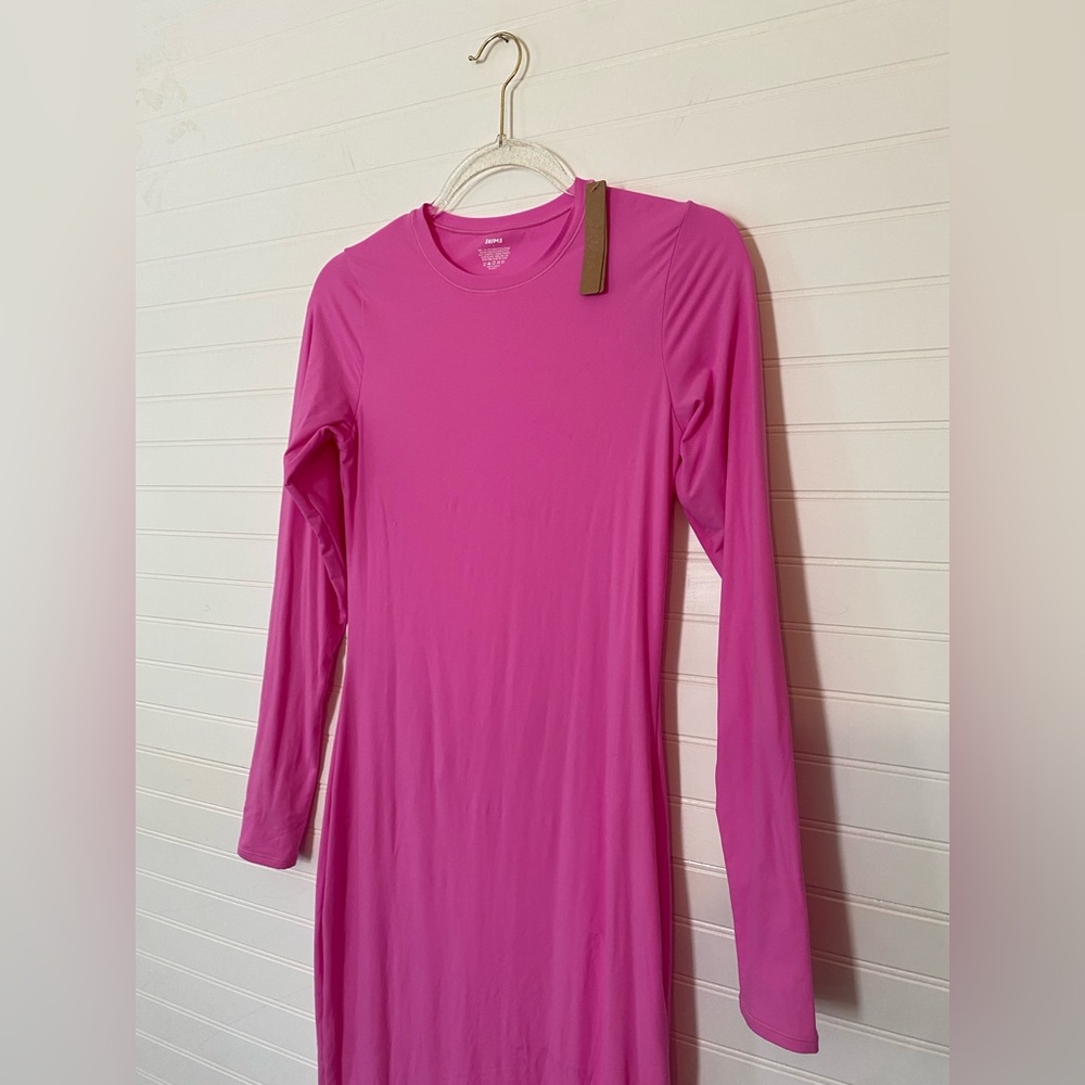 SKIMS Vibrant Pink Long Sleeve Dress - Picture 3 of 7